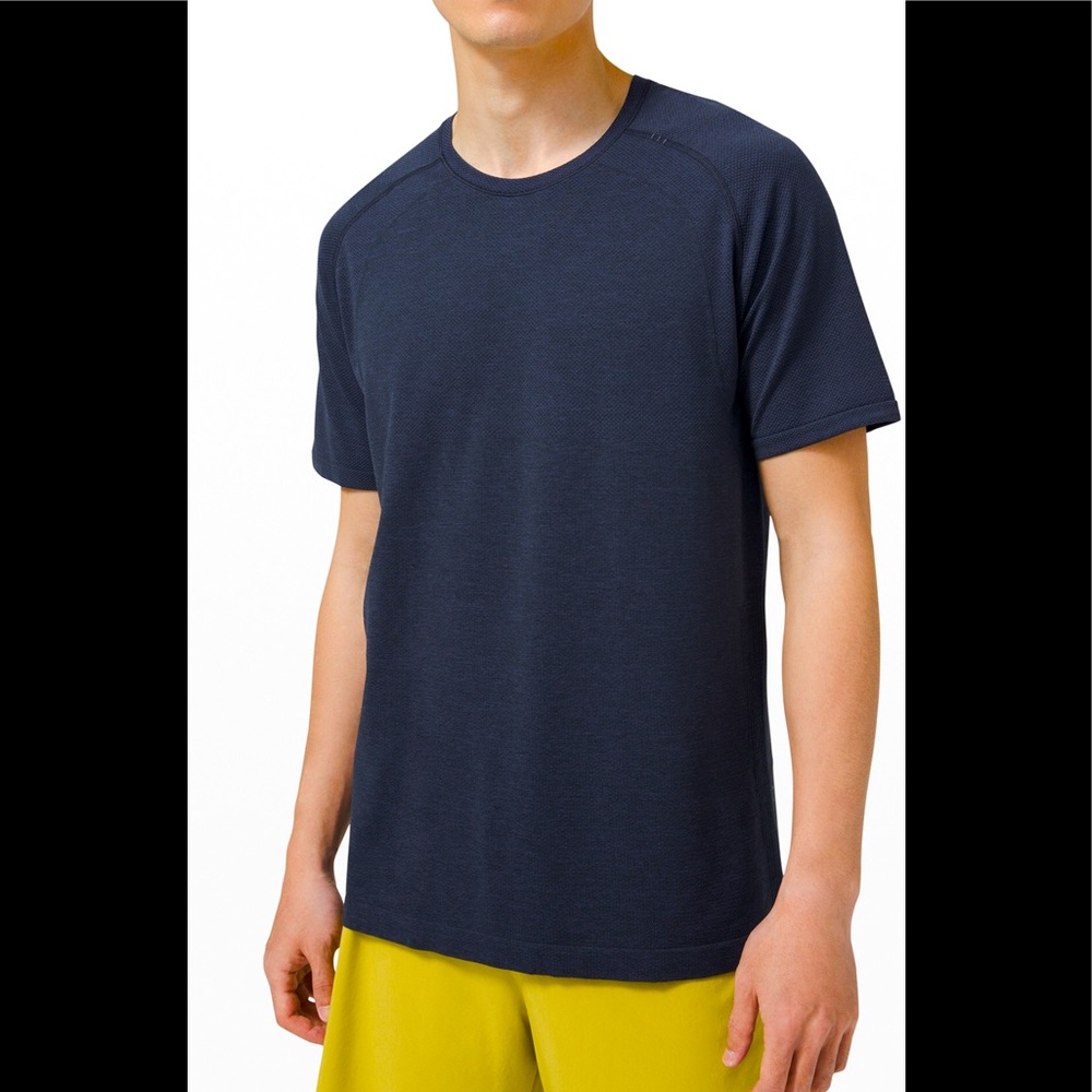 LULULEMON Metal Vent 2.0 Top